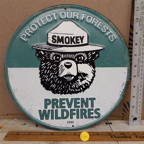 Lot - Tin Prevent Wildfires Smokey the Bear Sign