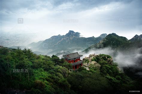中国山东泰安泰山山顶风景风景区云海视频素材_ID:VCG2219357839-VCG.COM