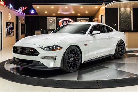 2022 Ford Mustang | Classic Cars for Sale Michigan: Muscle & Old Cars | Vanguard Motor Sales
