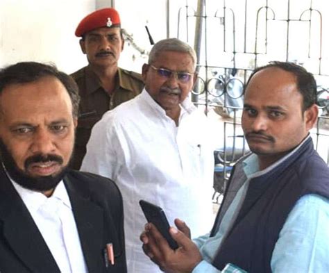 अलकतरा घोटाले में पूर्व मंत्री इलियास हुसैन सहित सात को पांच-पांच साल ...