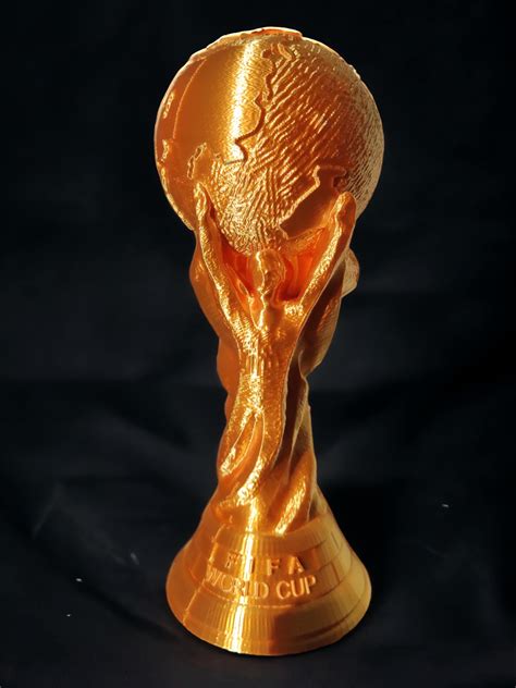 FIFA World Cup Trophy Backside 的图像结果