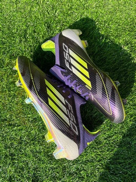 F50 Elite Violet Colour Low-top FG With Lace