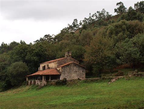 Ribadedeva pide a Cultura un proyecto de rehabilitación para la capilla ...