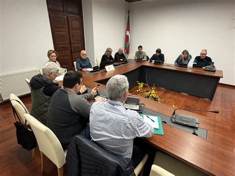 Eskoriatza elkarrekin eraikitzera gonbidatu du EH Bilduk alderdi ...