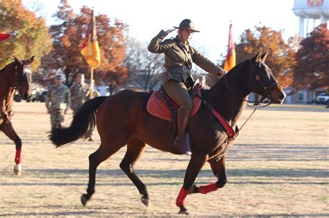 Burnley bids fond farewell to Sill | Article | The United States Army