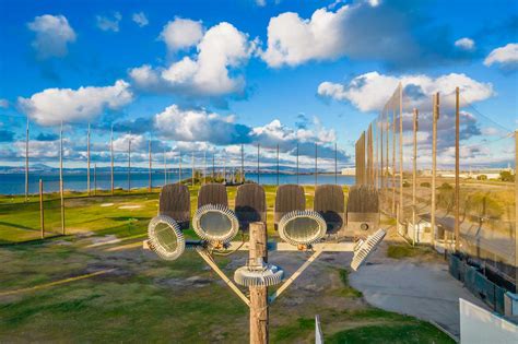 Mariner’s Point Golf Center - SimplyLEDS