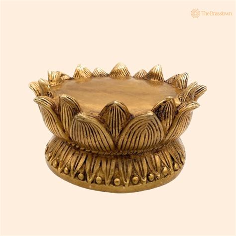 Brass Lotus Base – A Symbol of Purity and Serenity 3 Inch – The Brasstown