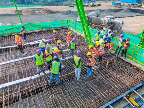 Bullet Train Project casts its first Full Span 40 Mtrs Box Girder for ...