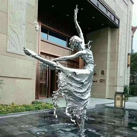 玻璃钢雕塑2 - 深圳市海麟实业有限公司