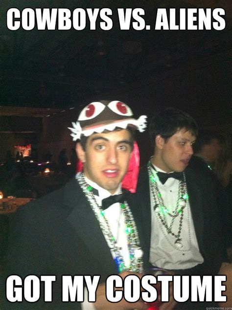 Alien Costume Meme 的图像结果