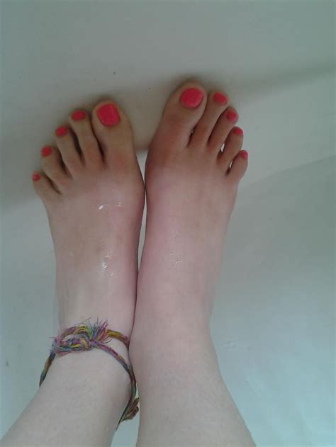 Pictures of Zoey Nixon