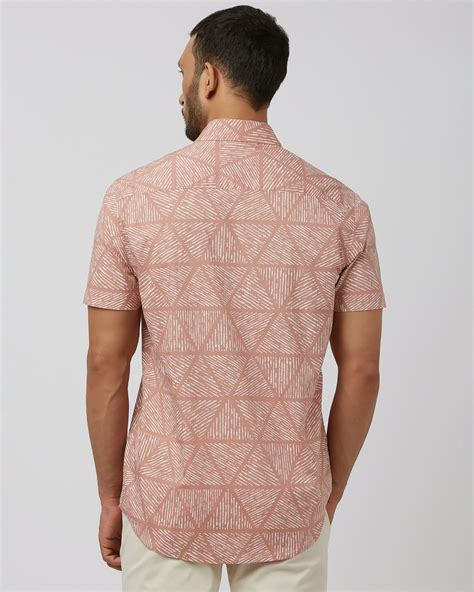 Buy Pink Lightweight Print Slim Fit Casual Shirt Online at Muftijeans