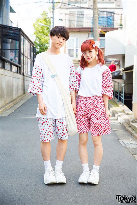 Machoru and Momochari wearing supercute couple fashion on the street in ...