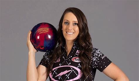 Professional Women's Bowling Association | McEwan, Danielle