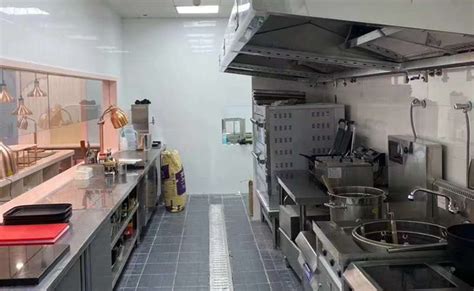 厨房设施设备厂家为你介绍餐饮企业前期如何做好准备工作?|四川优佰特厨房设备公司