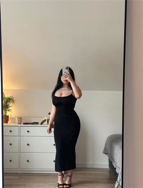 Mini Loonaa Onlyfans