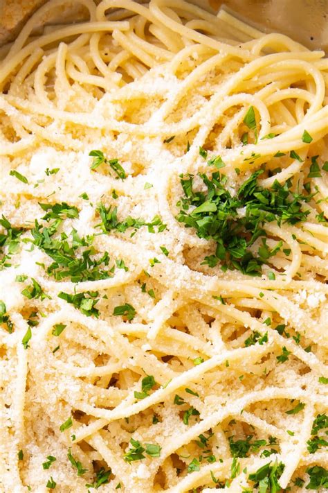 Best Garlic Butter Pasta Recipe - Beaming Baker