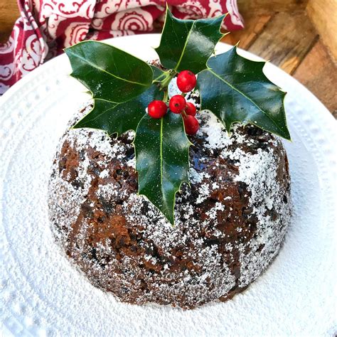 Traditional Figgy Pudding (Christmas Pudding) - The Daring Gourmet