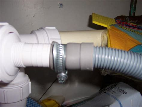 How to Fit Washing Machine Waste Pipe 的图像结果