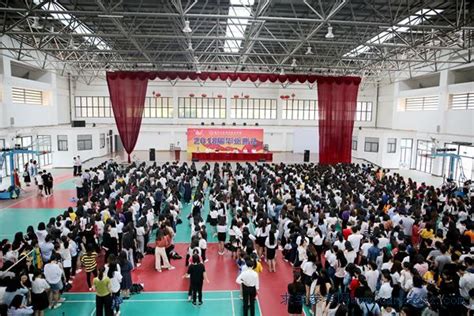 惠州卫生职业技术学院举行2018届毕业典礼_广东招生网