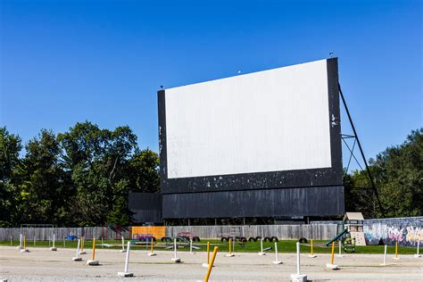 Best Austin Drive In Movie Theaters | Movie Night in Austin