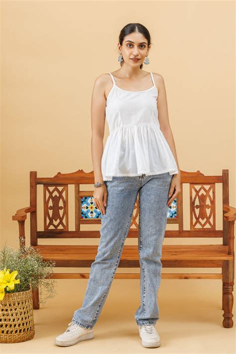 Short Kurtis / Tops – Tilohri