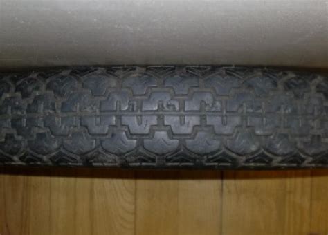 Tyres and Tubes | BRITISH Only Austria Fahrzeughandel GmbH