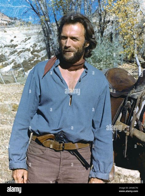 CLINT EASTWOOD in THE OUTLAW JOSEY WALES (1976), directed by CLINT EASTWOOD. Credit: WARNER ...