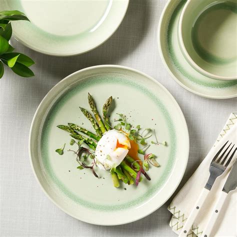 Sur La Table Kitchen Essentials Banquette 16 Piece Double Bowl Plates ...
