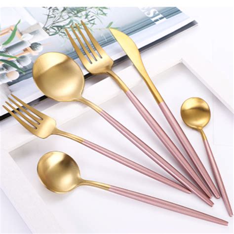 Golden Flatware Set Online - Premium Cutlery Set | Nestasia