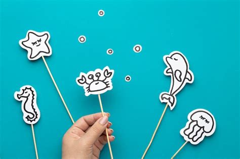 Paper Puppet Show 的图像结果