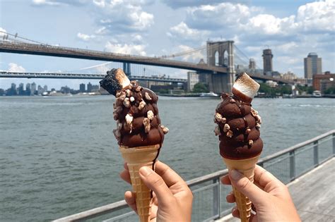 15 FESTIVE Fall Treats in New York City (You Don't Want to Miss!)