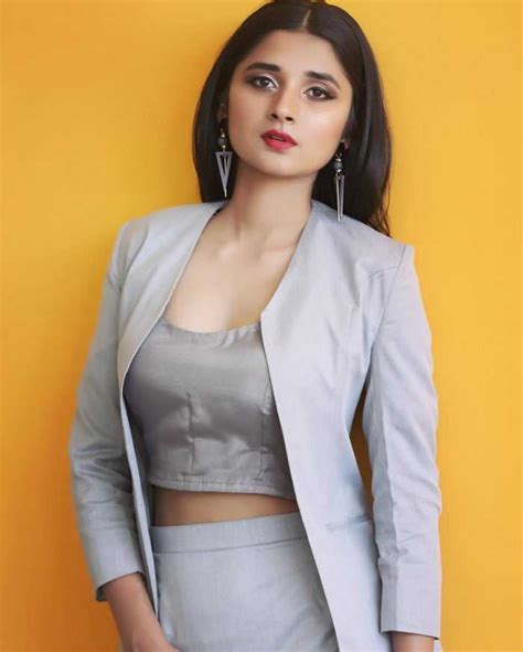 Kanika Mann TV Star Age, Husband, Biography, Photos, Boyfriend