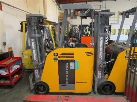 Jungheinrich ETG 230 Forklift
