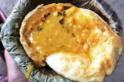 For The Past 29 Years, This Kolkata Stall Owner Has Been Selling ...