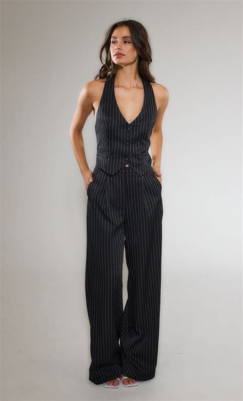 Pin by Georgette Howe on Jumpsuit outfits | Stylish outfits, Tailored ...