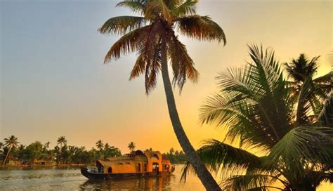 6 Places You Can Visit in South India in August - lifeberrys.com