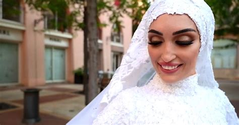 Beirut Explosion 2020 Bride 的图像结果
