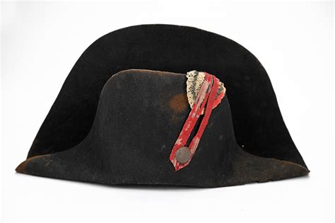A NAPOLEONIC BICORNE — Horse Soldier