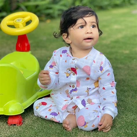 Teddy's Windy Walk - Unisex Full Sleeve and Pant set (0M - 4years ...