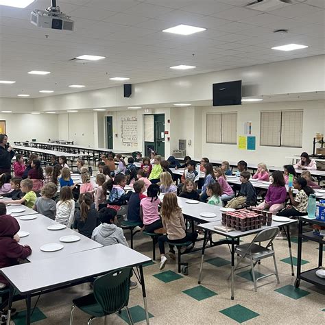 Hawks Rise Elementary (@hawksriseelementary) • Instagram photos and videos