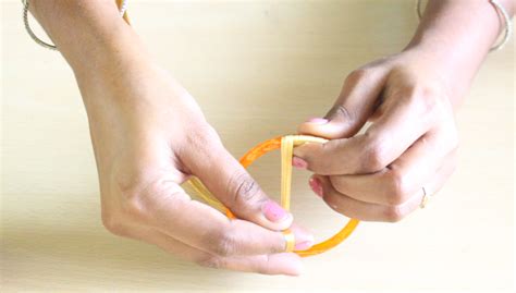How to Make Thread Bangles 的图像结果