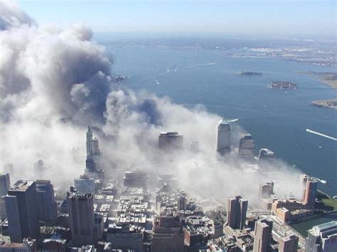 美国911恐怖袭击，飞机撞击世贸中心和华盛顿五角大楼的历史事件 - 每日头条