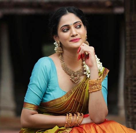 Cini Talk | Losliya, Losliya Gallery,Losliya Images,Losliya Photos ...