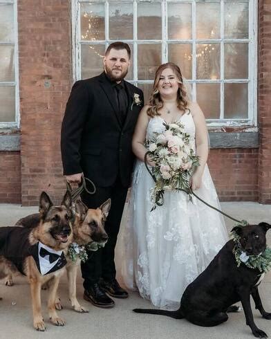 Wedding Bride Dogs 的图像结果