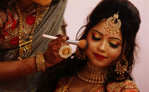 Nisha Makeover - Price & Reviews | Makeup Artist in Delhi