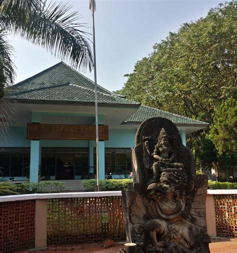 AIRLANGGA MUSEUM (2025) All You Need to Know BEFORE You Go (with Photos ...