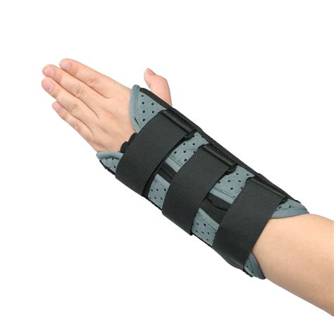 Carpal Tunnel Wrist Brace Support Adjustable Wrist Splints Hand and Wrist Support for Tendonitis ...
