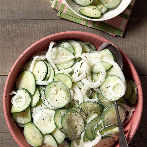 Cucumber Salad with Sour Cream Recipe: How to Make It