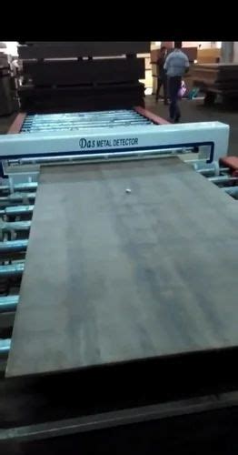 Metal Detector - Plywood metal detector Manufacturer from Vasai